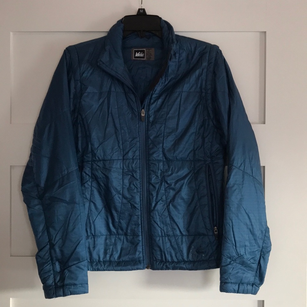 Women’s REÍ jacket with zip off sleeves